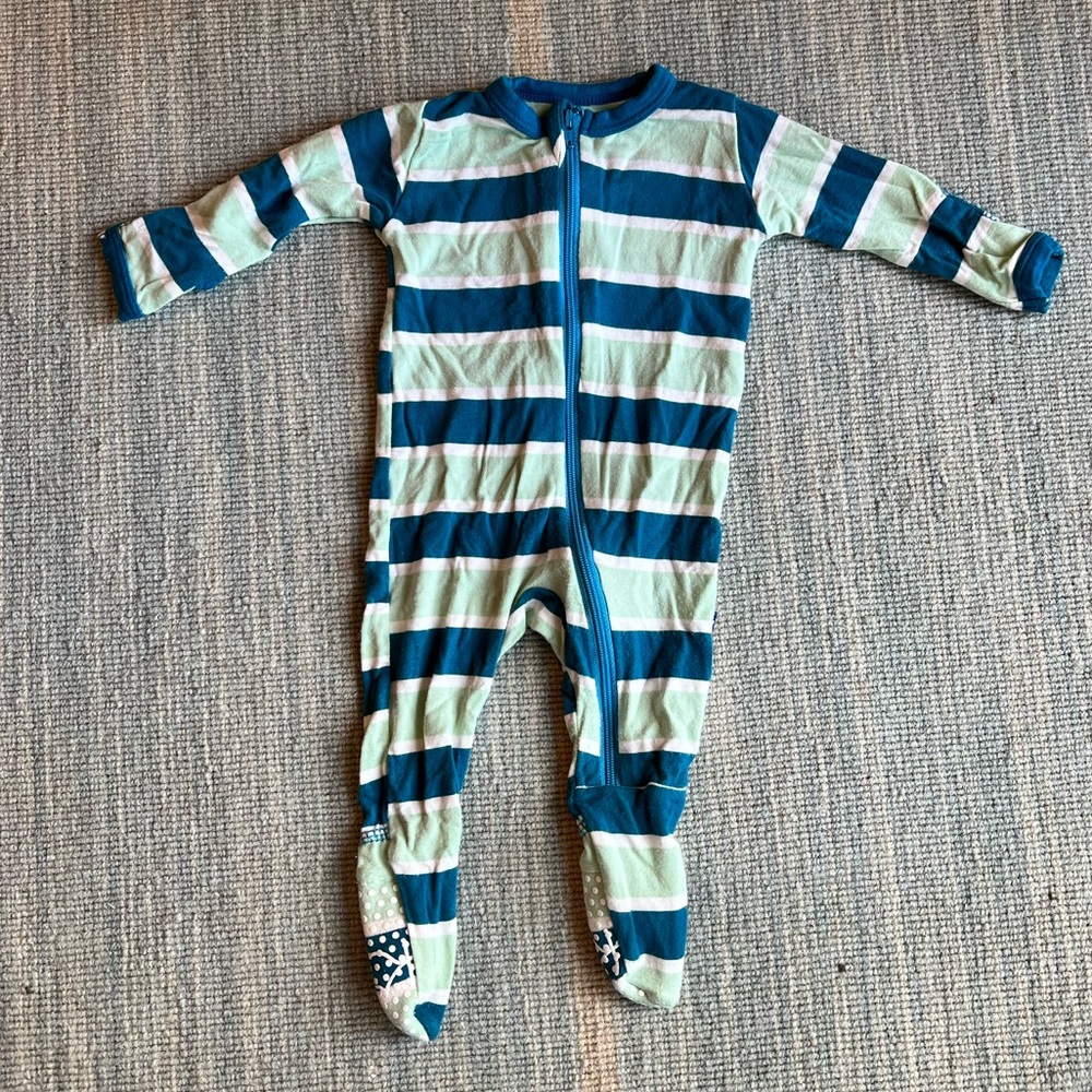 KicKee Pants- footie zip up sleeper/pajamas. Newborn